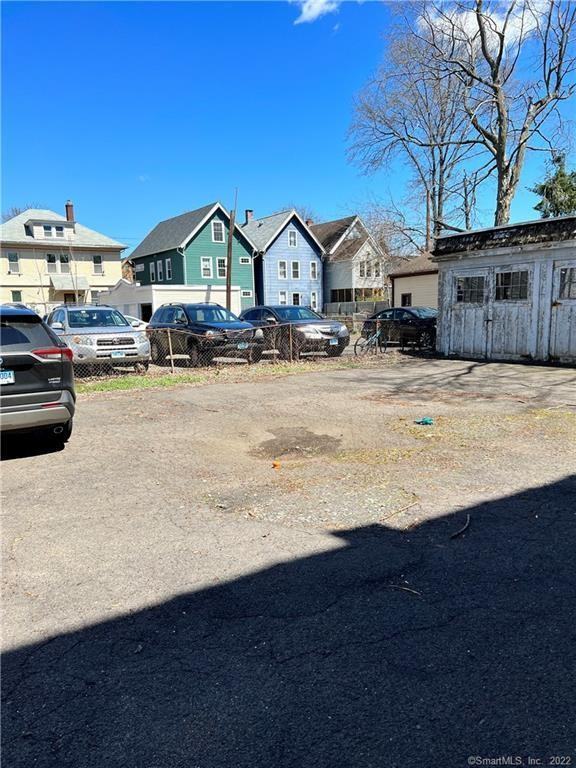 751 Orange St - Photo 3 of 15