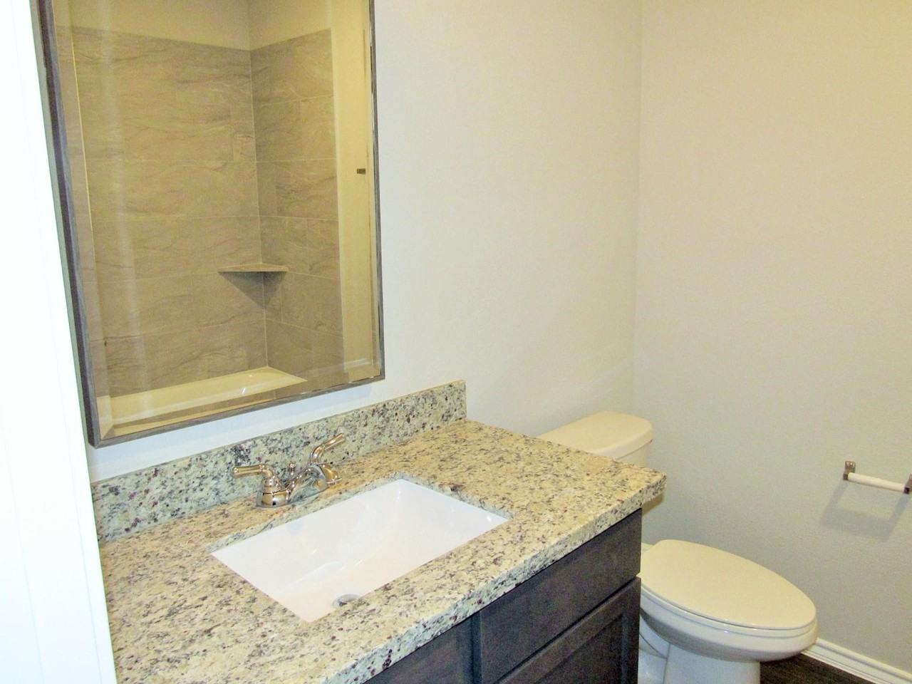 1009 Platte River Dr - Photo 5 of 12