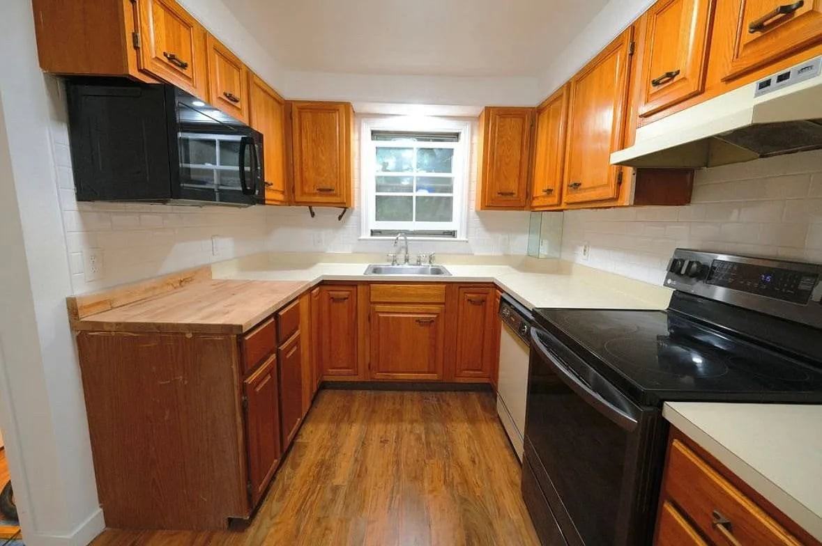 56 Pleasant St #2 - Photo 3 of 10