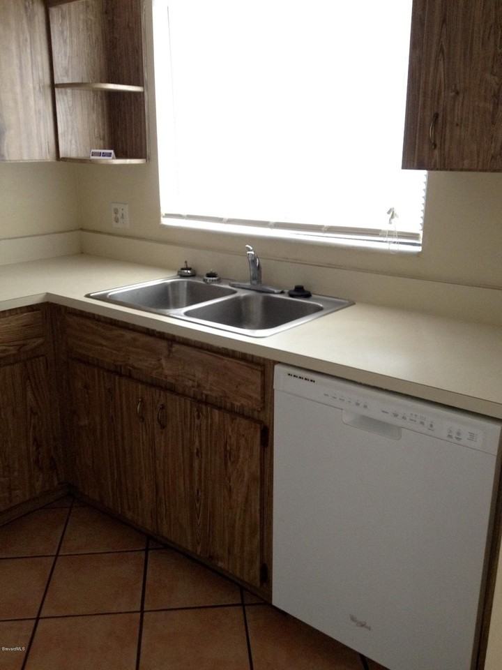 210 S 5th St #103 - Photo 2 of 14