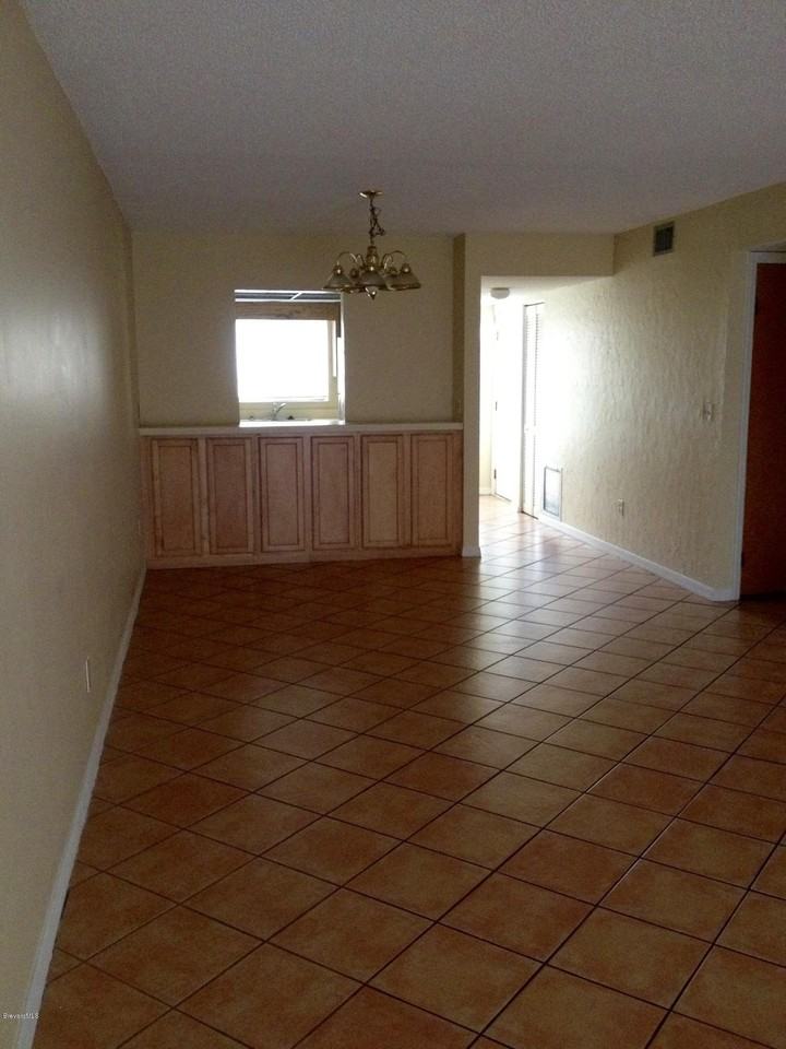 210 S 5th St #103 - Photo 6 of 14