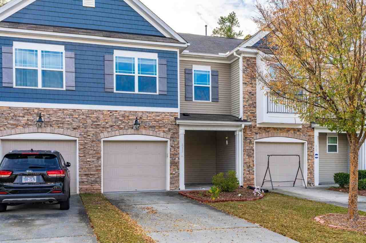 313 Durants Neck Ln - Photo 2 of 33