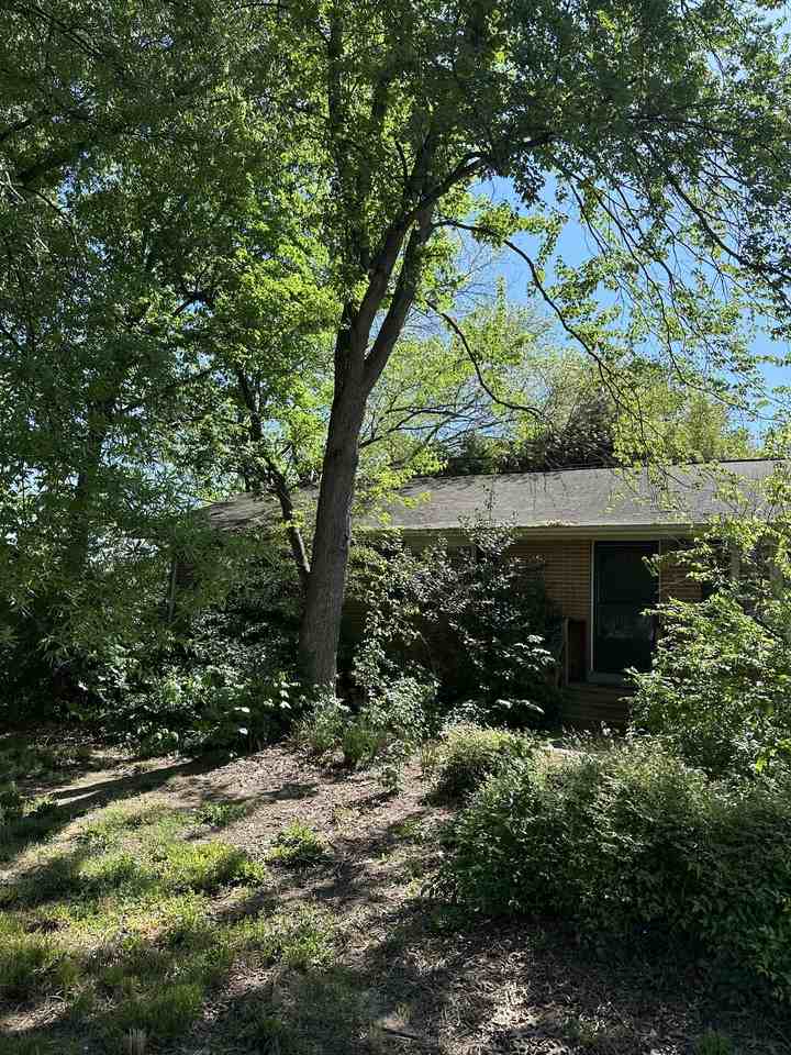 8033 Devlin Rd #1 - Photo 2 of 19