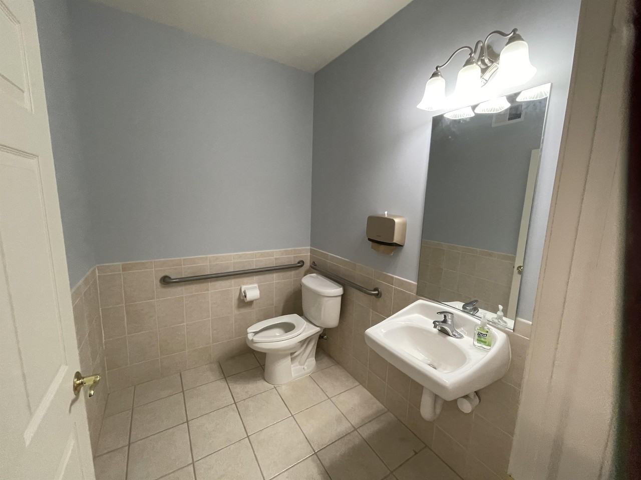349 New Jersey 31 - 302Bld A #302 - Photo 3 of 26