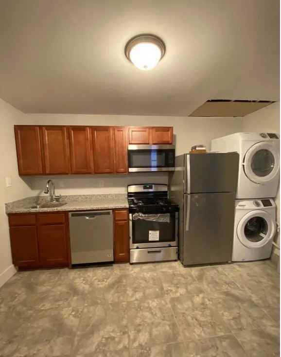 343 Madison Ave #343-1 - Photo 3 of 5