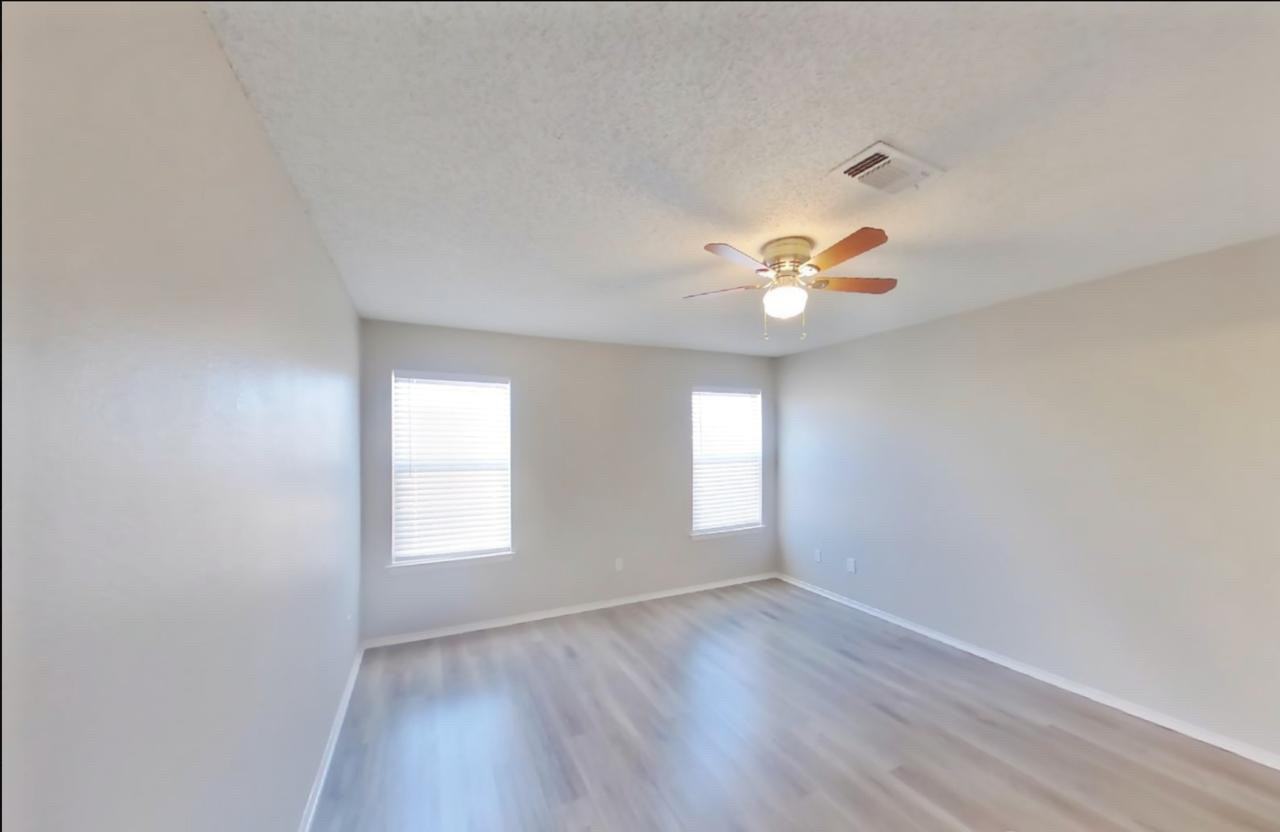 328 Moss Hill Dr - Photo 6 of 19