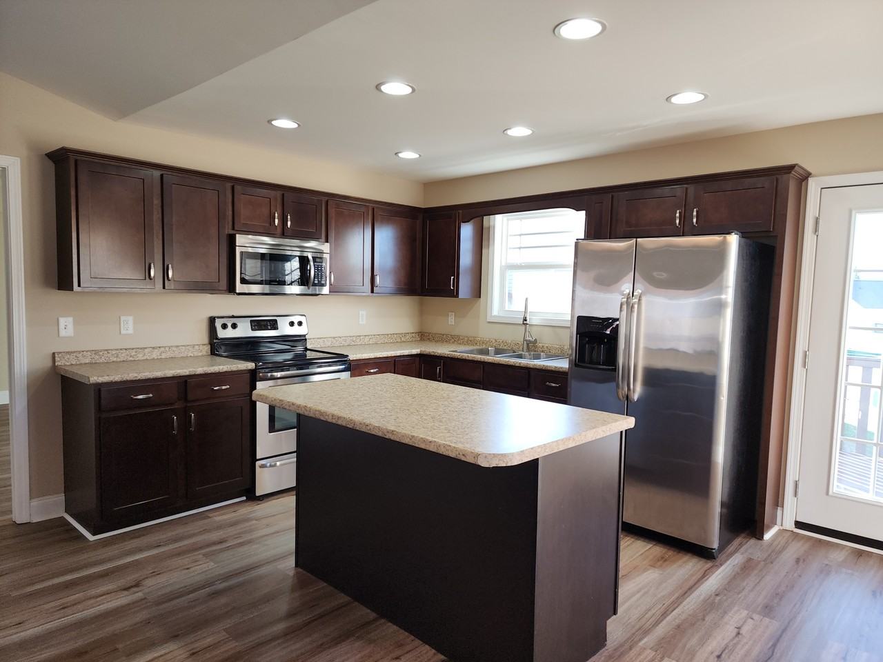 1606 Bobby Nichols Dr #1 - Photo 4 of 23