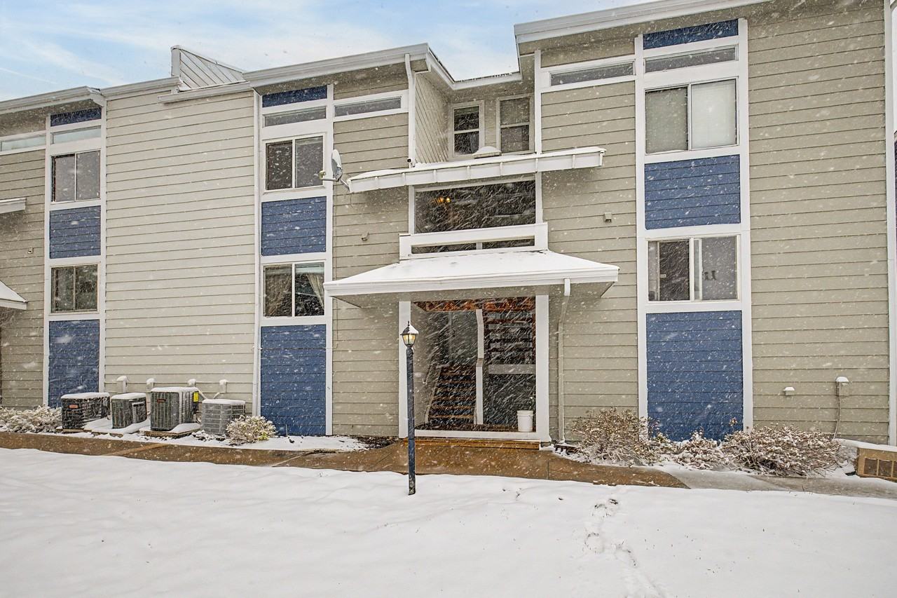 1342 South Cathay Court #202 - Photo 6 of 37