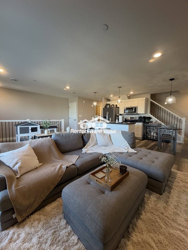 642 Shardlow Ln Ne - Photo 6 of 17