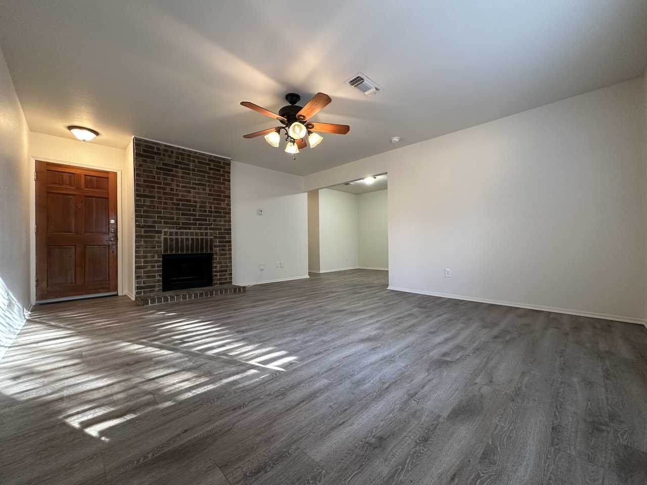 1023 Cottonwood Trl #1023 - Photo 2 of 10