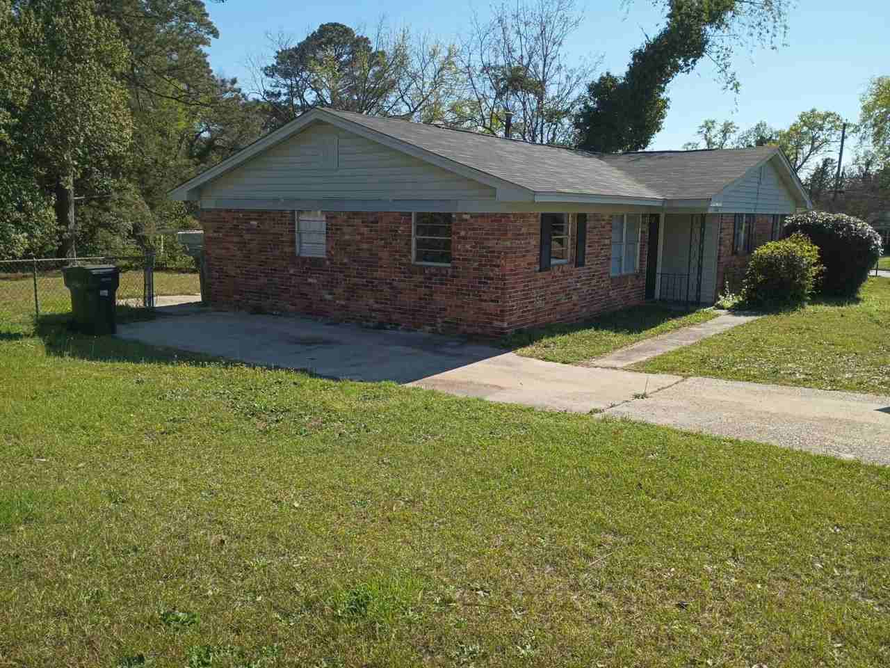 3404 Covington Dr #1 - Photo 2 of 18