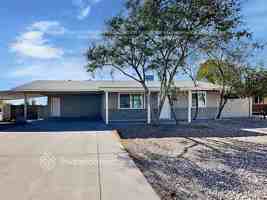 featured image of 208 N 100th Pl