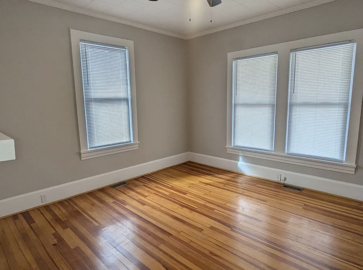 606 Park Ave #1 - Photo 4 of 10