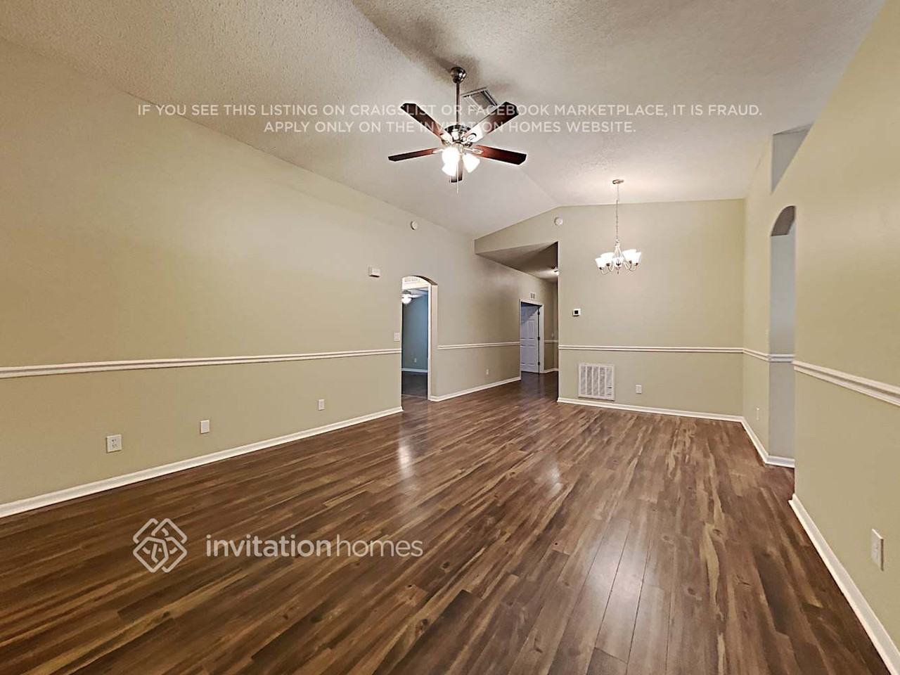 4870 Manchester Dr - Photo 3 of 24