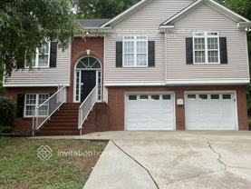 318 Beacon Hills Dr - Photo 1 of 1