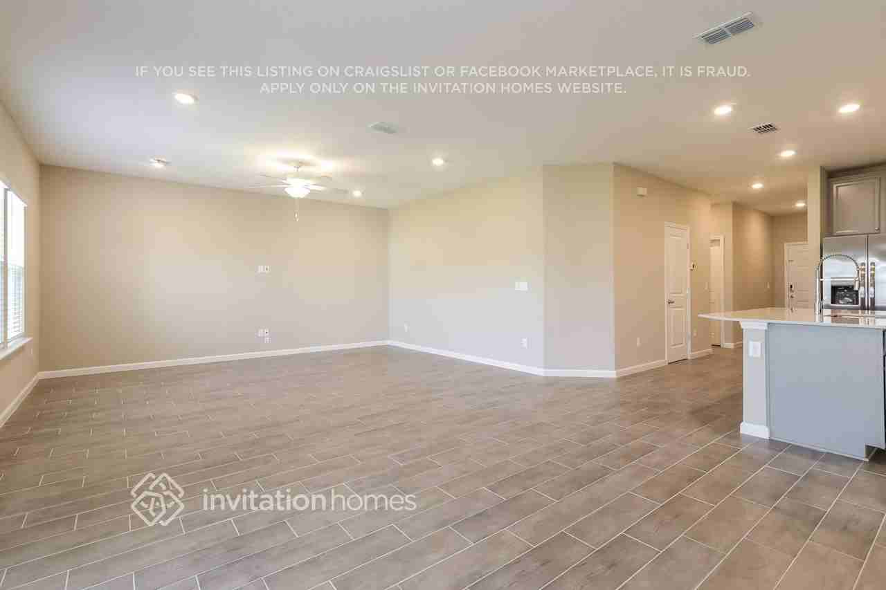 6743 Falls Chase Ln - Photo 5 of 17