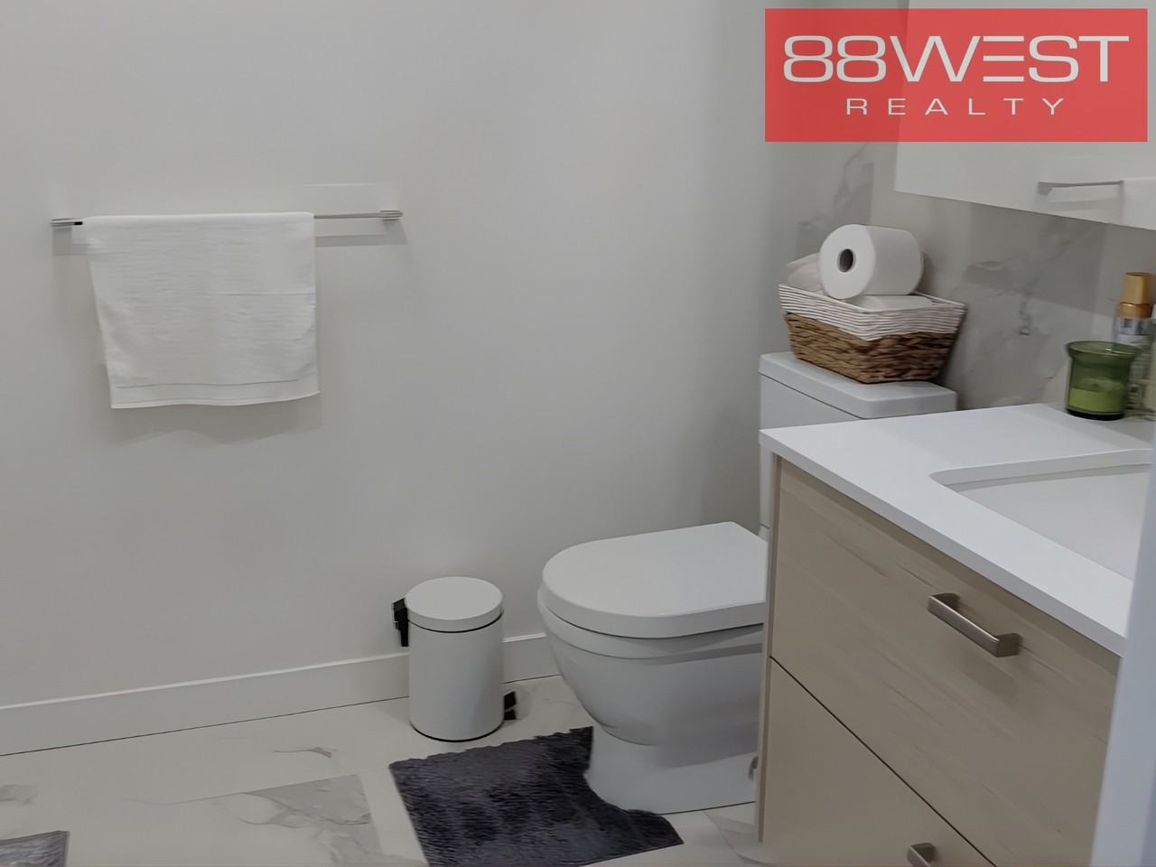 200 Klahanie Court #1001 - Photo 4 of 8
