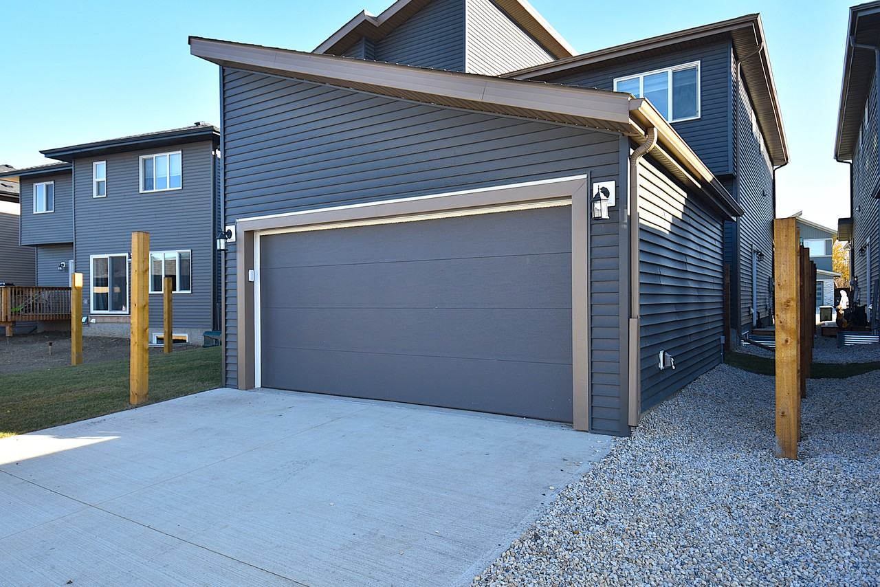 1 MONTH FREE – 3 Bedroom, 2.5 Bathroom Upper Suite | Spruce Grove | SF175 - Photo 6 of 49