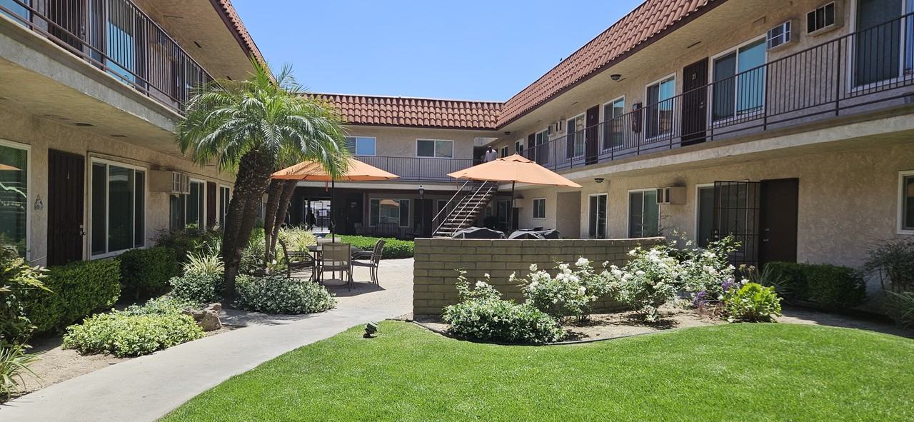 6490 Crescent Ave #23