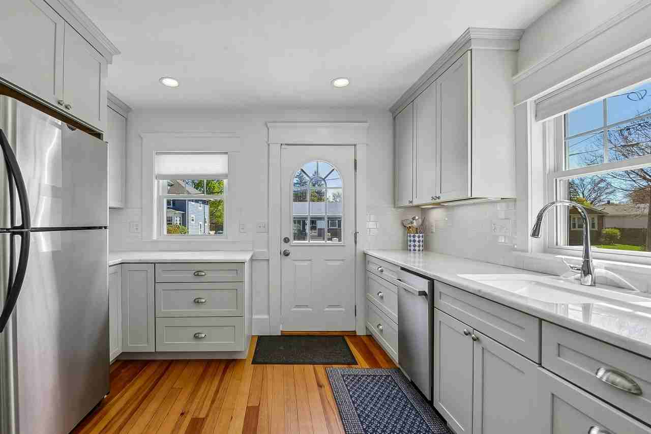 117 S Atlantic Ave - Photo 3 of 26