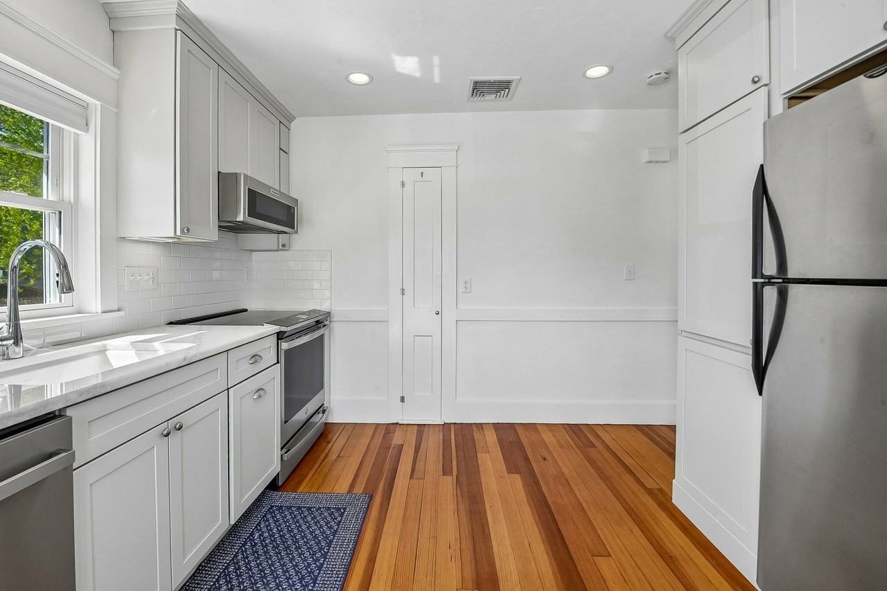 117 S Atlantic Ave - Photo 4 of 26