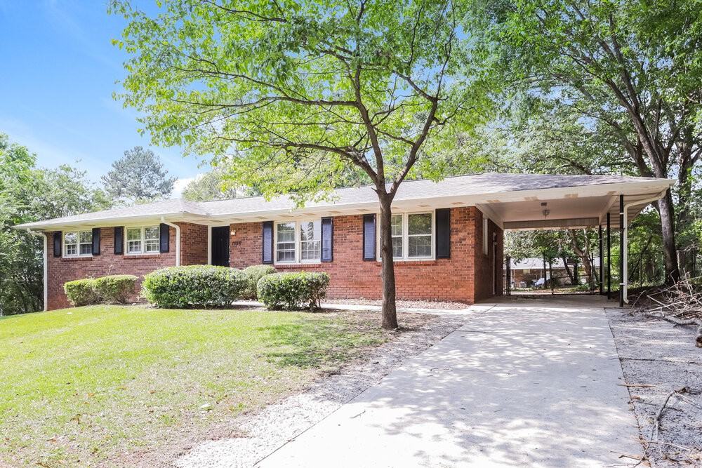 1556 Wren Rd - Photo 3 of 16