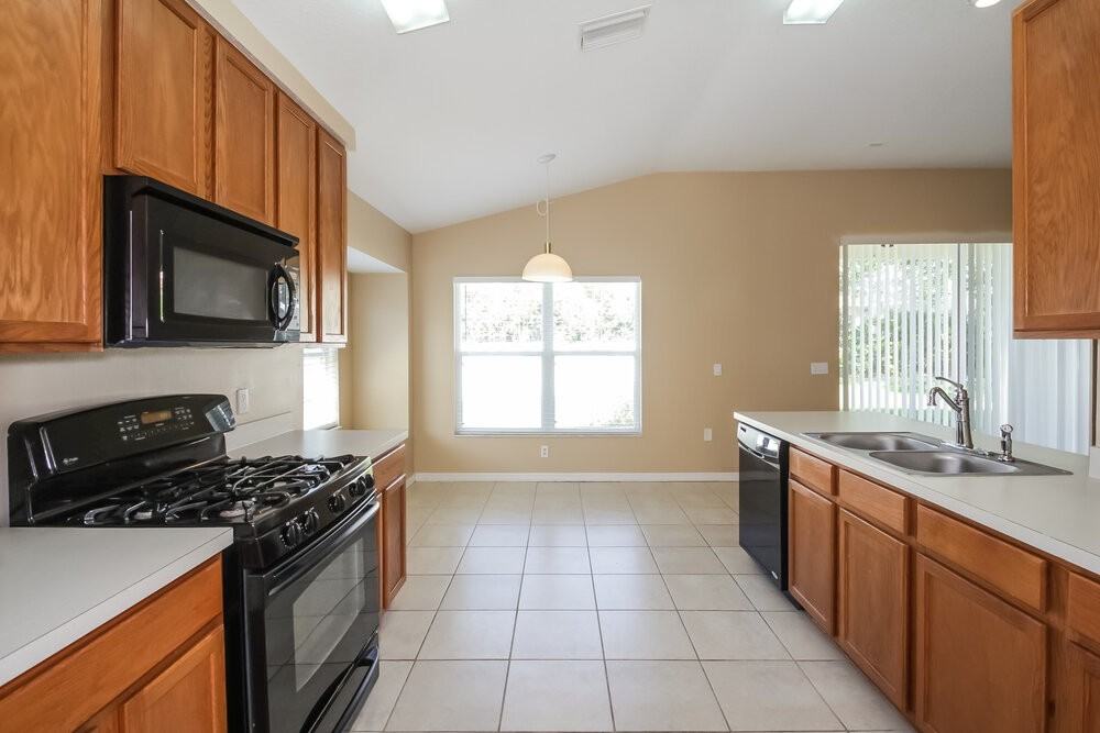 12807 Nightshade Pl - Photo 6 of 15