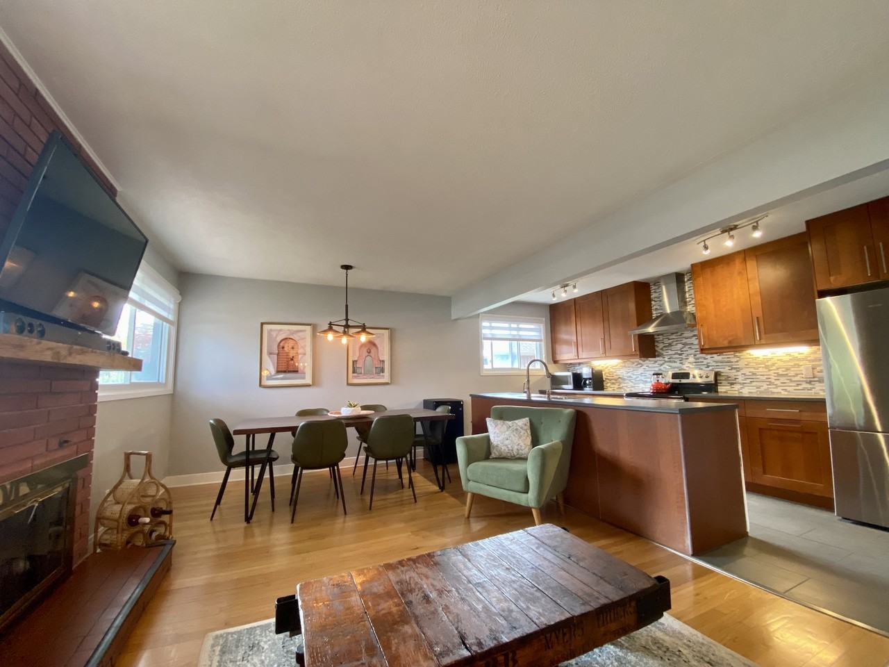 1344 Avenue U - Photo 3 of 23