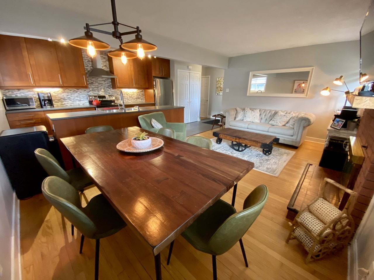 1344 Avenue U - Photo 5 of 23