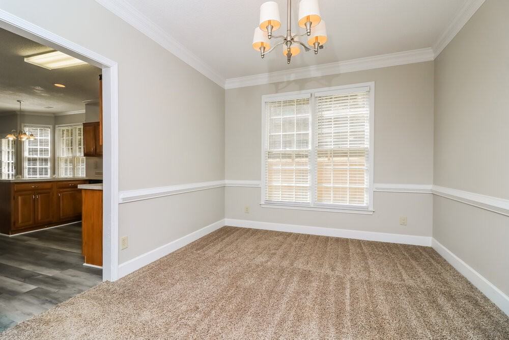 1052 Laurel Valley Dr Sw - Photo 7 of 17