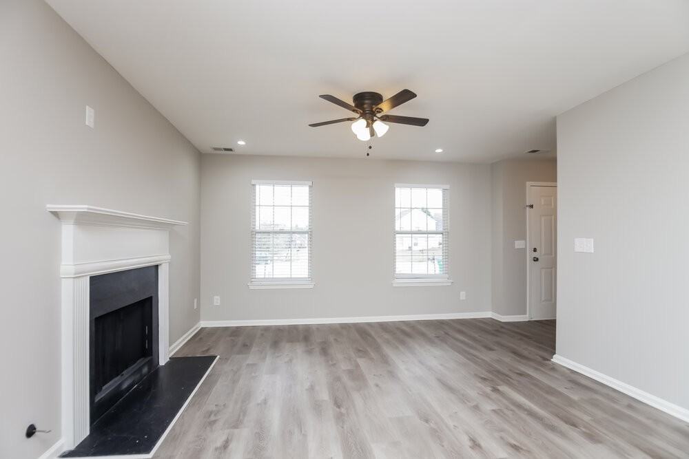 4040 Brookfield Way - Photo 4 of 16