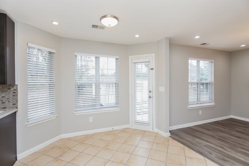 4040 Brookfield Way - Photo 6 of 16