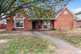 1237 Essex Dr - Photo 1 of 1
