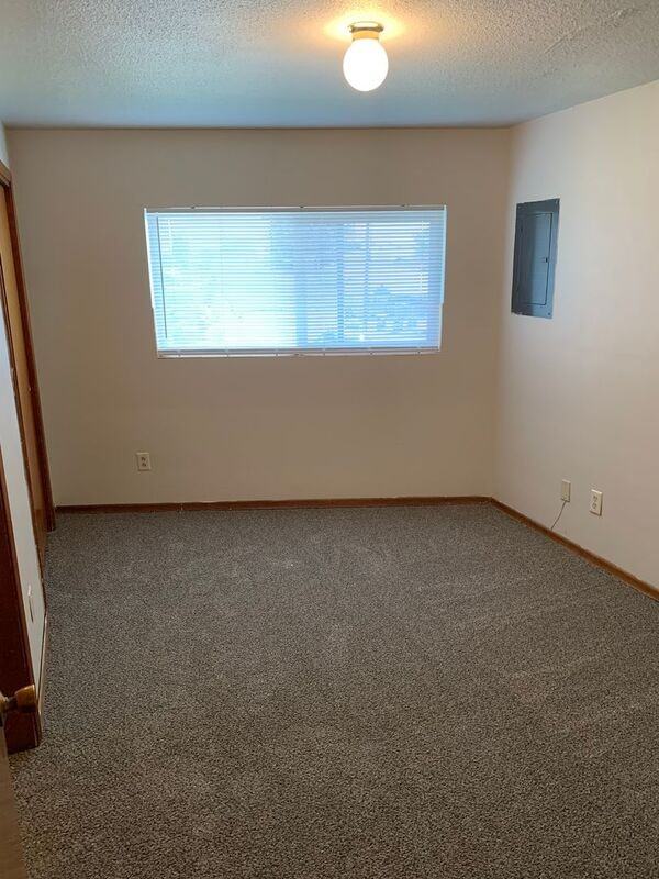 624 W Yakima St #203 - Photo 5 of 8