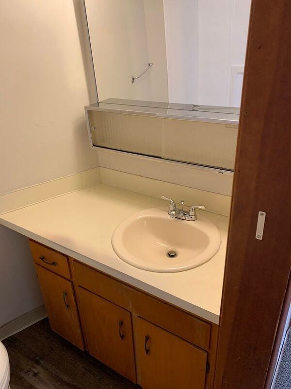 624 W Yakima St #203 - Photo 7 of 8
