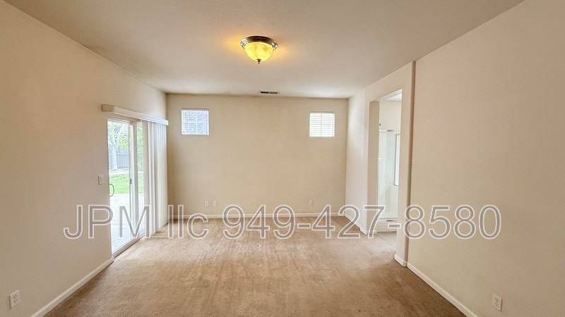 565 Connemaras Ct - Photo 7 of 17