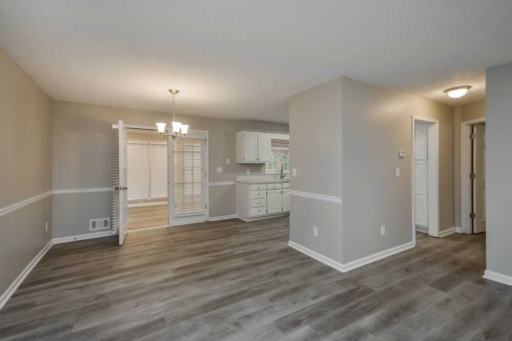 9245 Tara Dr Sw - Photo 5 of 17