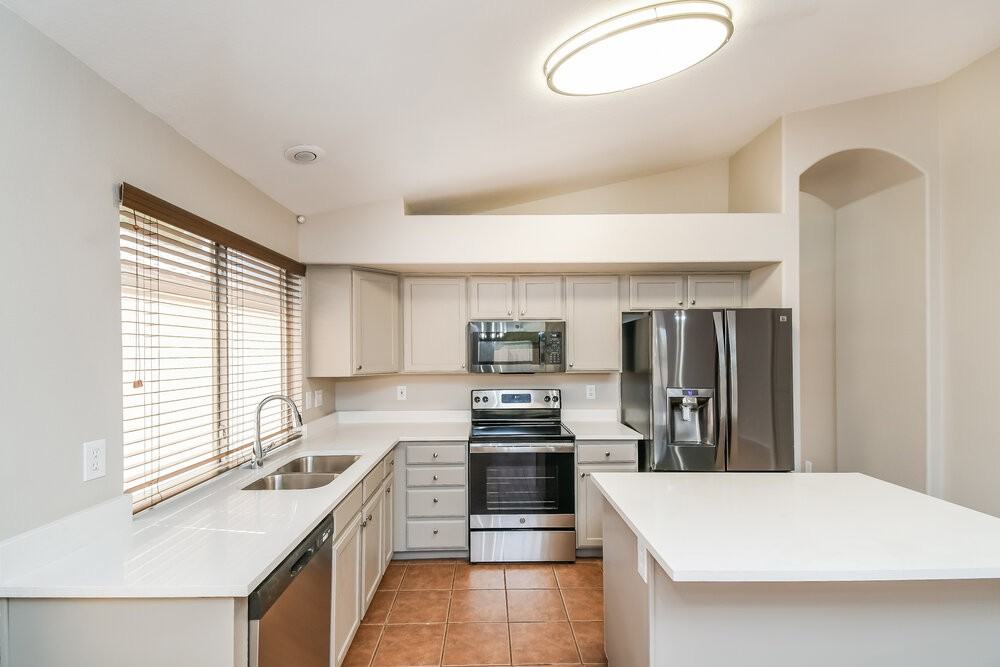 1266 E Sierra Madre Ave - Photo 7 of 19