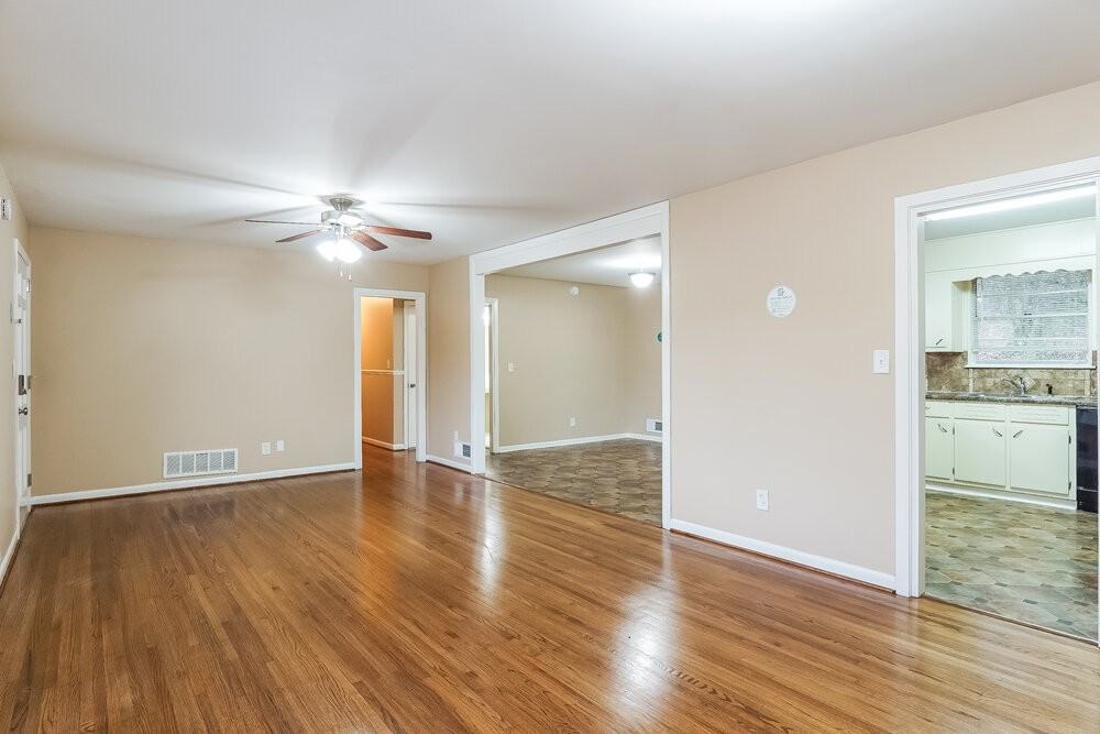 621 27th Ave Nw - Photo 6 of 17