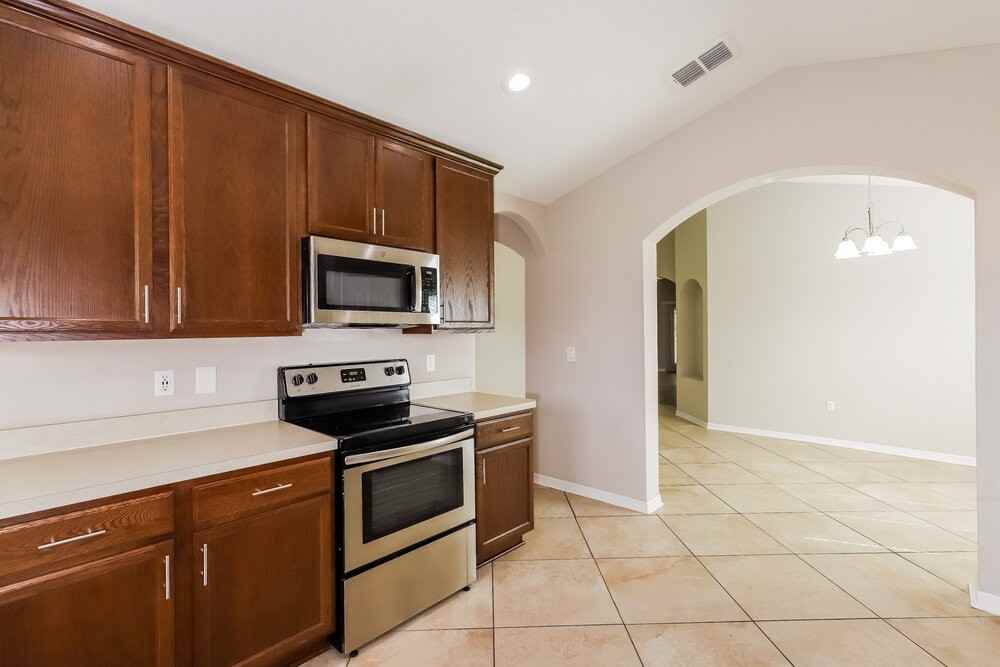 1873 Kingsmill Dr - Photo 7 of 19