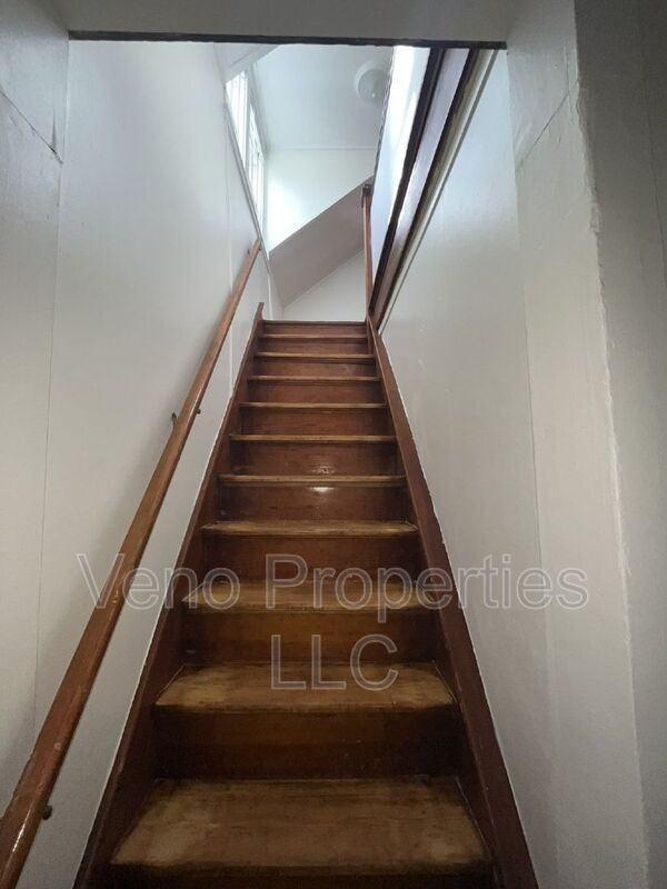 32 Russell Rd #2B - Photo 6 of 17