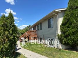 featured image of 411 Gladstone St #1