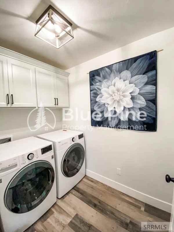 6389 Maggie Dr - Photo 7 of 22