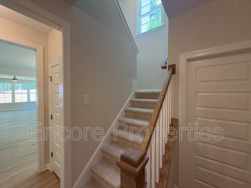 135 Little Gem Ln - Photo 3 of 23