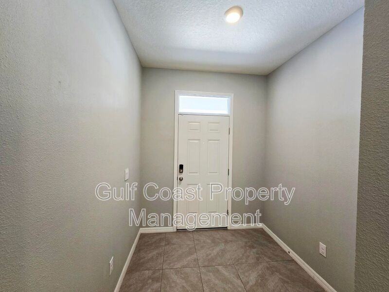 1910 Pleasant Maple Ct - Photo 2 of 28