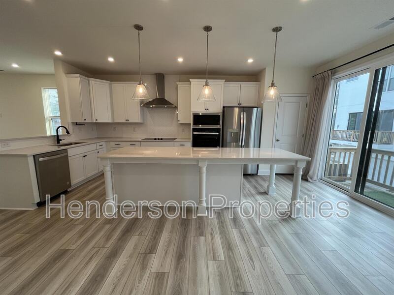 2310 Magnolia Blossom Way - Photo 3 of 20