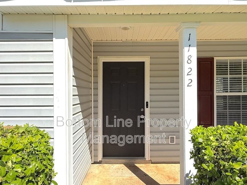 11822 Stewarts Crossing Dr - Photo 2 of 18