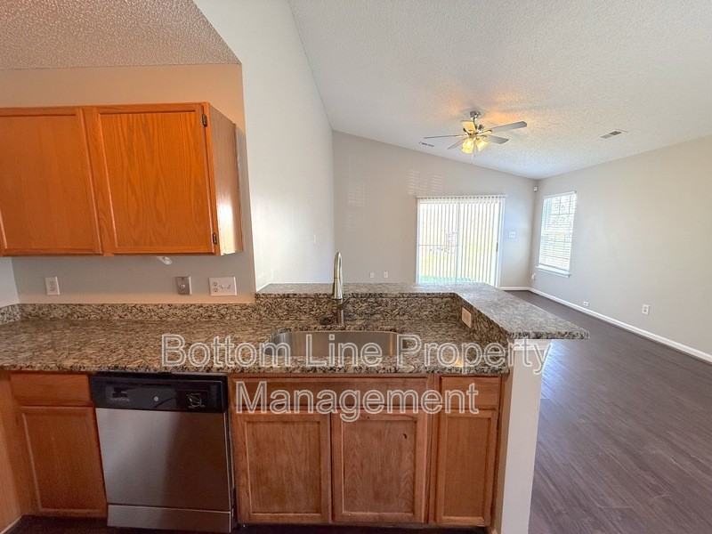 11822 Stewarts Crossing Dr - Photo 6 of 18