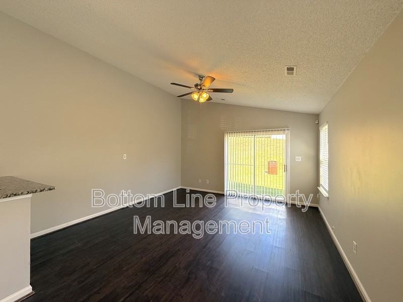 11822 Stewarts Crossing Dr - Photo 7 of 18