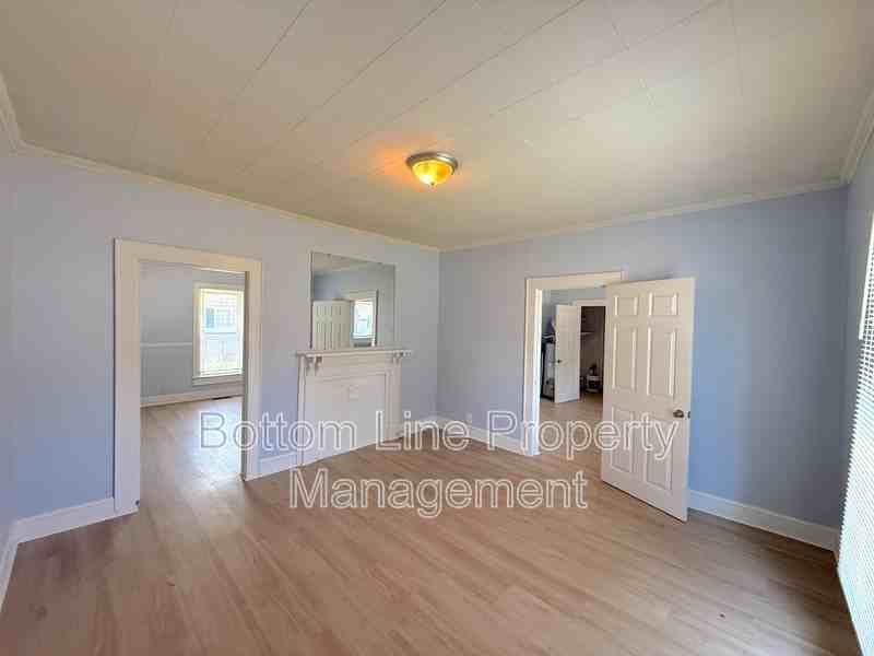 1912 Gum St - Photo 2 of 11